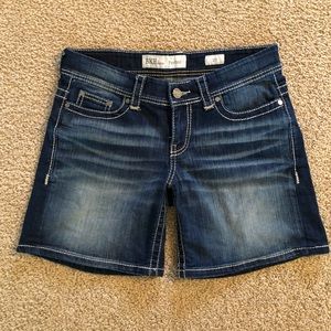 Buckle BKE Peyton Blue Jean shorts